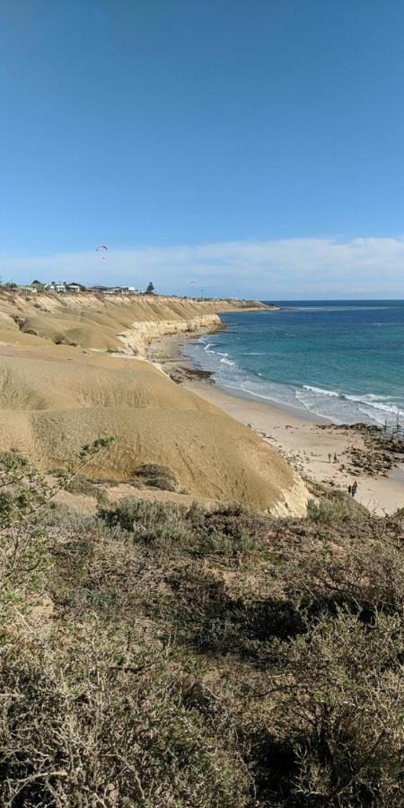 Отель The Lamb Shack Aldinga Beach Экстерьер фото
